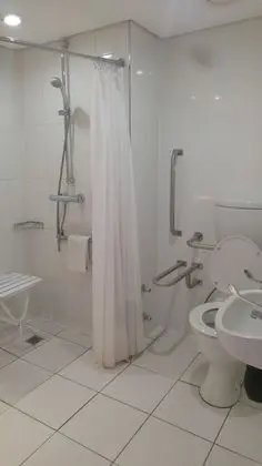 Oda, 1 Tek Kişilik Yatak, Engellilere Uygun, Sigara İçilebilir