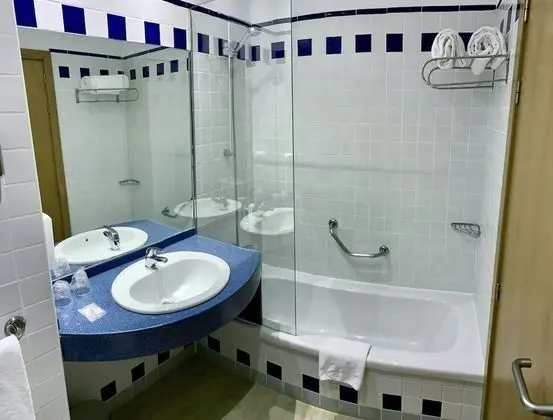 Standard Oda, 1 Çift Kişilik Yatak ve Çekyat