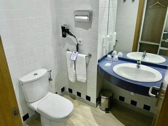 Standard Oda, 1 Çift Kişilik Yatak ve Çekyat