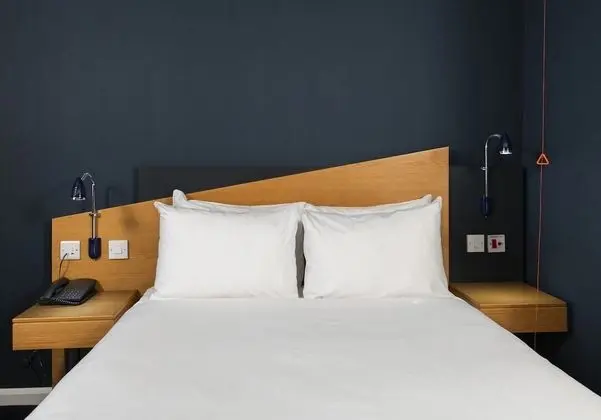 Standard Oda, 1 Çift Kişilik Yatak, Engellilere Uygun
