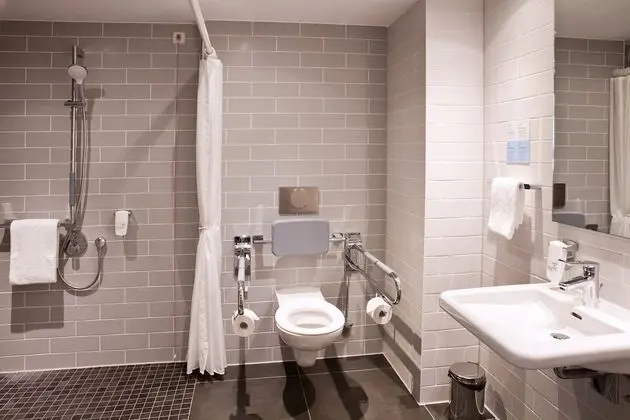 Oda, 1 Büyük (Queen) Boy Yatak, Engellilere Uygun