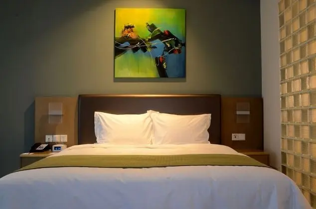 Standard Oda, 1 En Büyük (King) Boy Yatak (Bath Shower Combination)