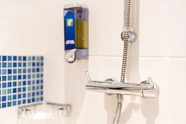Standard Oda, 1 Çift Kişilik Yatak, Engellilere Uygun