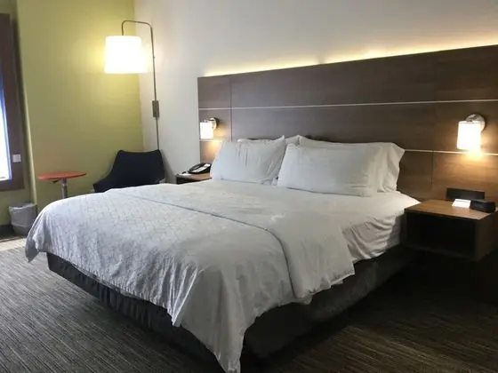 Standard Oda, 1 En Büyük (King) Boy Yatak