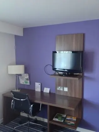 Standard Oda, 1 Çift Kişilik Yatak ve Çekyat