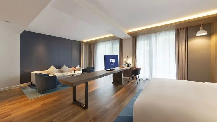 Süit, 1 En Büyük (King) Boy Yatak (Additional Living Area)