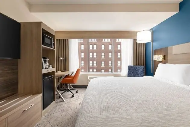 Standard Oda, 1 En Büyük (King) Boy Yatak, Şehir Manzaralı