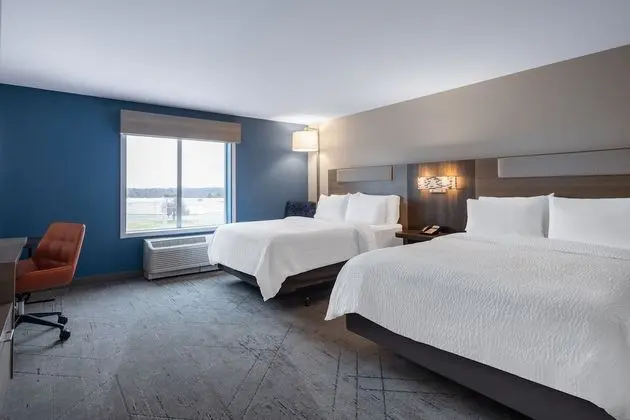 Oda, 2 Büyük (Queen) Boy Yatak, Engellilere Uygun (Mobility, Tub)