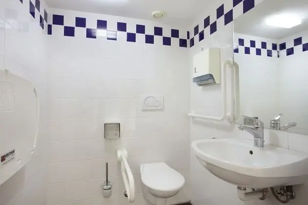 Standard Oda, 1 Çift Kişilik Yatak, Engellilere Uygun