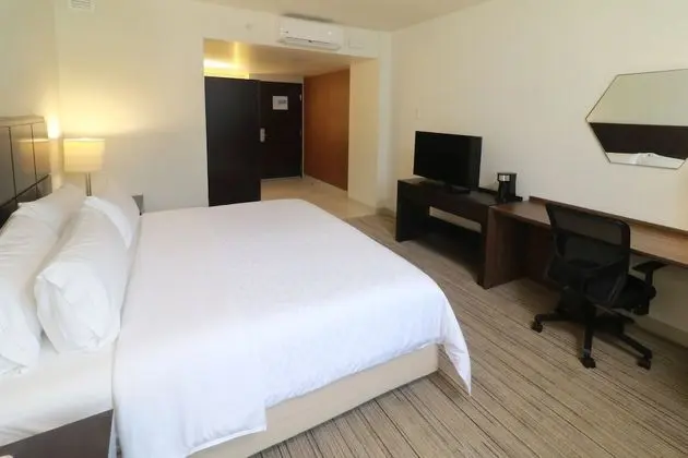 Standard Oda, 1 En Büyük (King) Boy Yatak (Extra Floor Space)
