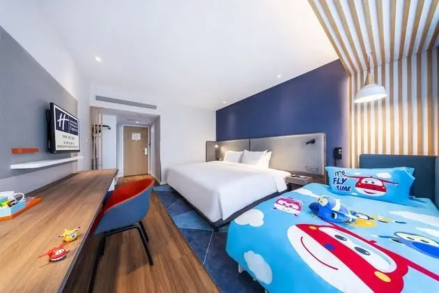 Standard Oda, Birden Çok Yatak, Şehir Manzaralı