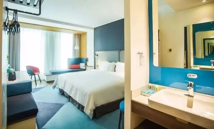 Standard Oda, 1 En Büyük (King) Boy Yatak (Extra Floor Space)