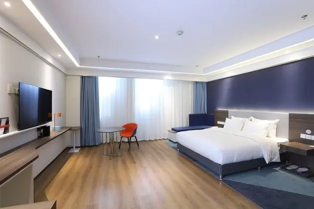 Standard Oda, 1 En Büyük (King) Boy Yatak (Extra Floor Space)