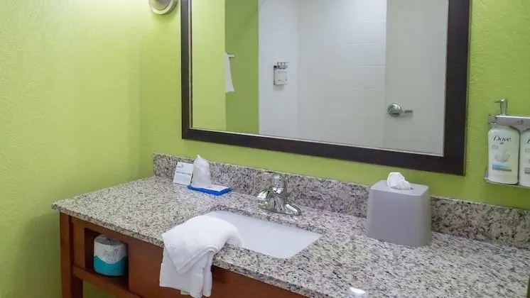 Standard Oda, 1 En Büyük (King) Boy Yatak (Walk-In Shower)