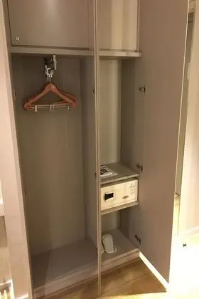Standard Oda, 1 Büyük (Queen) Boy Yatak (Walkin Shower)