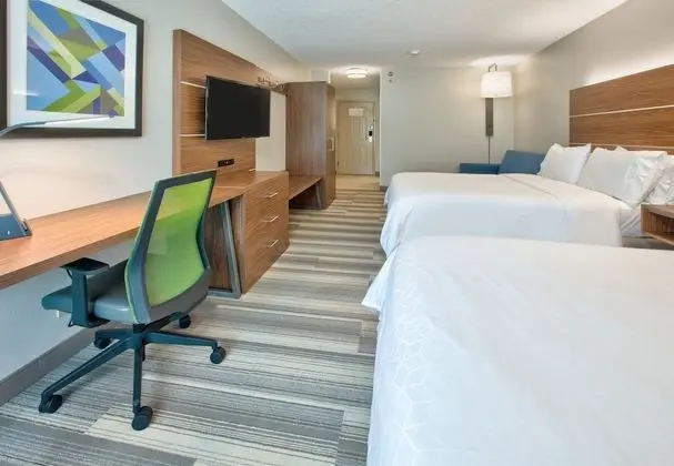 Standard Oda, 2 Büyük (Queen) Boy Yatak