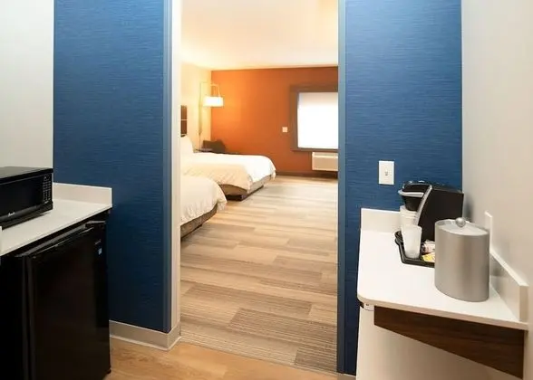 Standard Oda, 2 Büyük (Queen) Boy Yatak