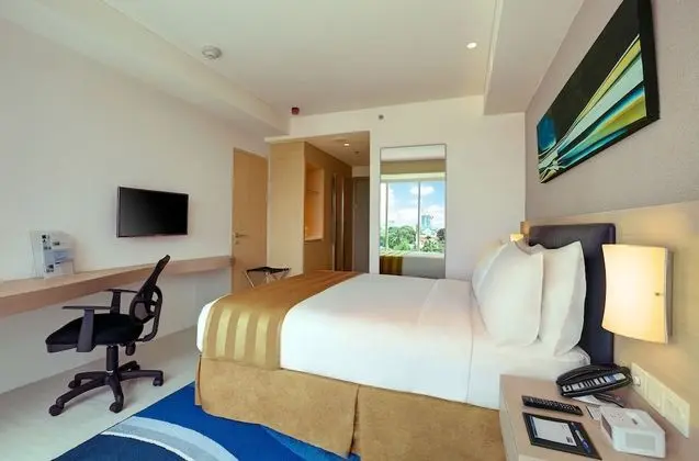 Standard Oda, 1 Büyük (Queen) Boy Yatak