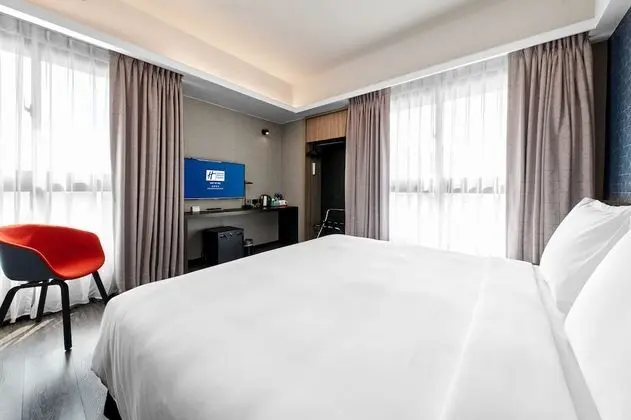 Standard Oda, 1 En Büyük (King) Boy Yatak, Nehir Manzaralı (High Floor)