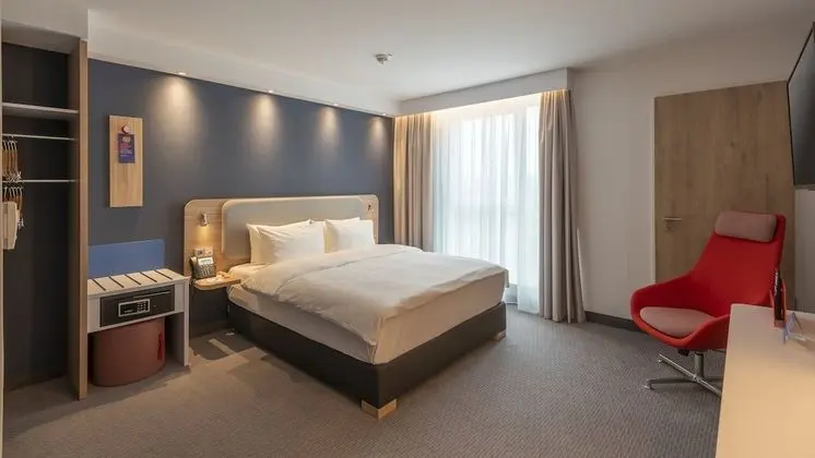 Standard Oda, 1 Büyük (Queen) Boy Yatak (Pet Friendly)