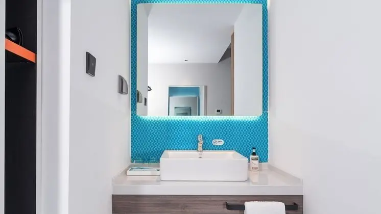 Standard Oda, 1 En Büyük (King) Boy Yatak (Extra Floor Space)