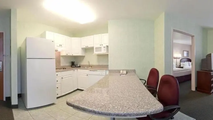 Süit, 2 Büyük (Queen) Boy Yatak (Add Living Area)