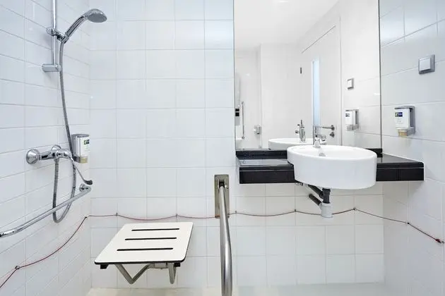 Standard Oda, 1 Çift Kişilik Yatak, Engellilere Uygun