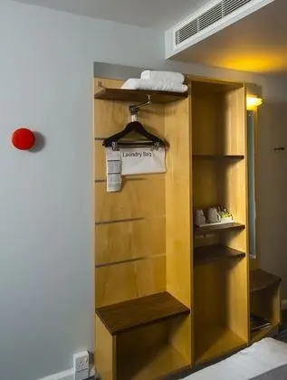 Standard Oda, 1 Çift Kişilik Yatak ve Çekyat
