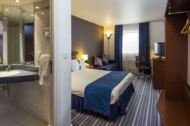 Standard Oda, 1 Çift Kişilik Yatak ve Çekyat