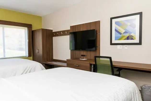 Standard Oda, 2 Büyük (Queen) Boy Yatak, Engellilere Uygun