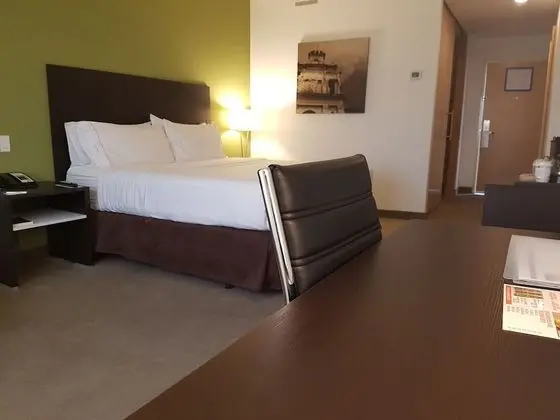 Standard Oda, 1 En Büyük (King) Boy Yatak (Extra Floor Space)