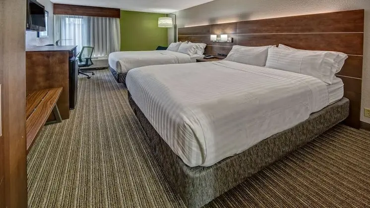 Standard Oda, 2 Çift Kişilik Yatak, Engellilere Uygun (Mobility Tub)