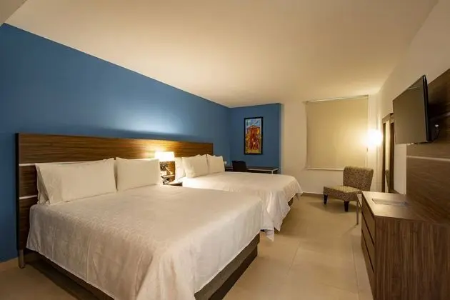 Standard Oda, 2 Büyük (Queen) Boy Yatak