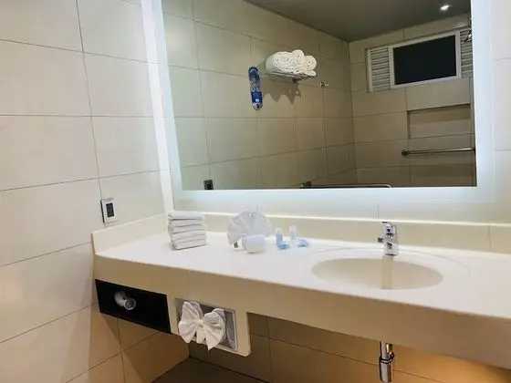 Standard Oda, 1 En Büyük (King) Boy Yatak, Engellilere Uygun