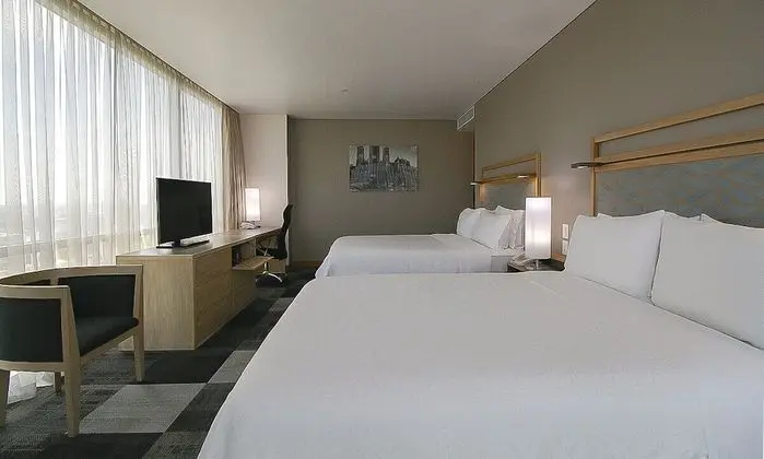 Standard Oda, 2 Çift Kişilik Yatak, Şehir Manzaralı (City View)