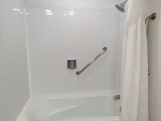 Süit, 1 En Büyük (King) Boy Yatak ve Çekyat, Balkon