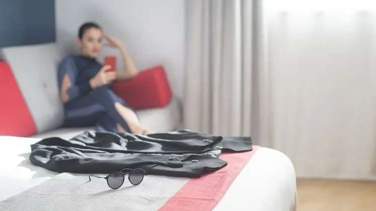 Standard Oda, 1 Büyük (Queen) Boy Yatak ve Çekyat