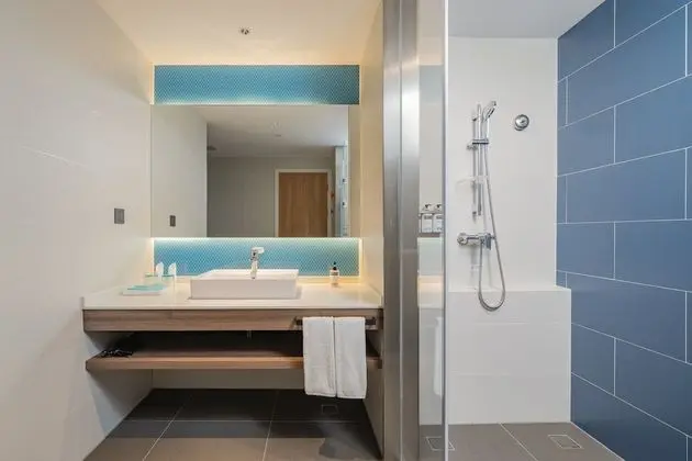 Standard Oda, 1 En Büyük (King) Boy Yatak (Extra Floor Space)