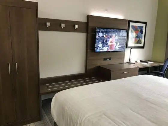 Standard Oda, 1 En Büyük (King) Boy Yatak (Walk-In Shower)