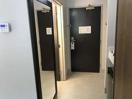 Standard Oda, 1 En Büyük (King) Boy Yatak (Walk-In Shower)