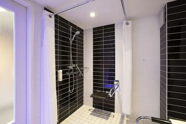 Standard Oda, 1 Çift Kişilik Yatak, Engellilere Uygun