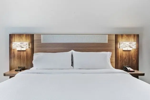 Süit, 1 En Büyük (King) Boy Yatak