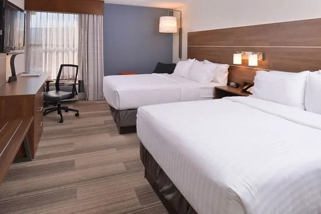 Standard Oda, 2 Büyük (Queen) Boy Yatak