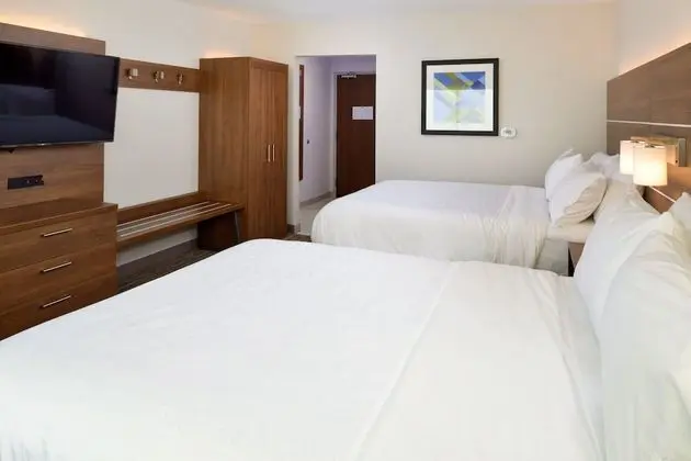 Standard Oda, 2 Büyük (Queen) Boy Yatak