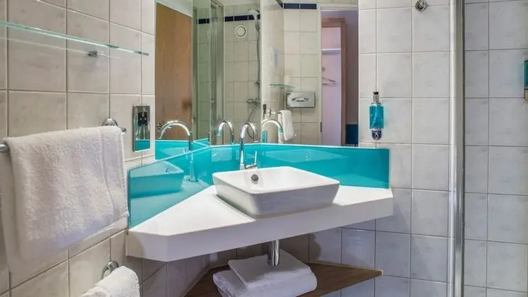 Standard Oda, 1 En Büyük (King) Boy Yatak ve Çekyat