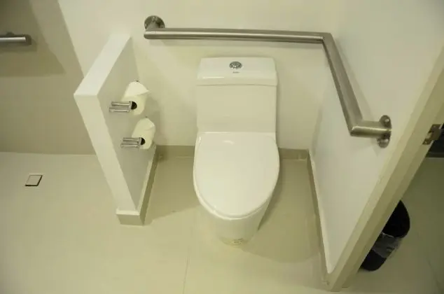 Standard Oda, 1 En Büyük (King) Boy Yatak, Engellilere Uygun