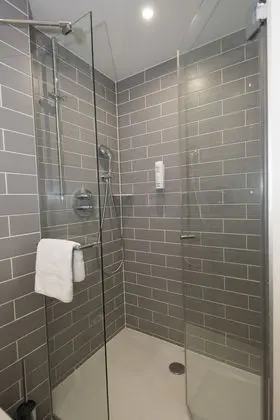 Standard Oda, 1 Çift Kişilik Yatak ve Çekyat