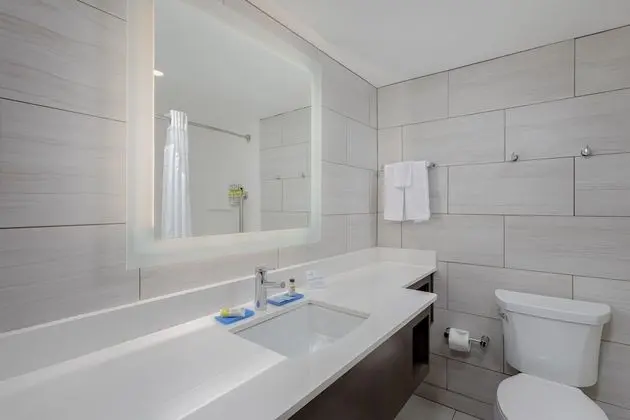 Süit, 1 En Büyük (King) Boy Yatak (Walk In Shower)