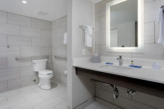 Süit, 1 En Büyük (King) Boy Yatak (Walk In Shower)
