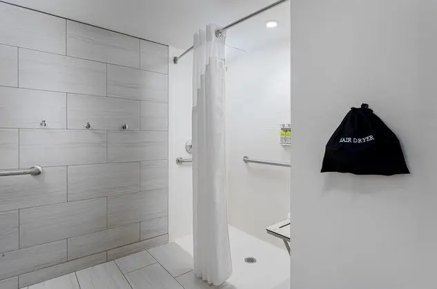 Süit, 1 En Büyük (King) Boy Yatak (Walk In Shower)